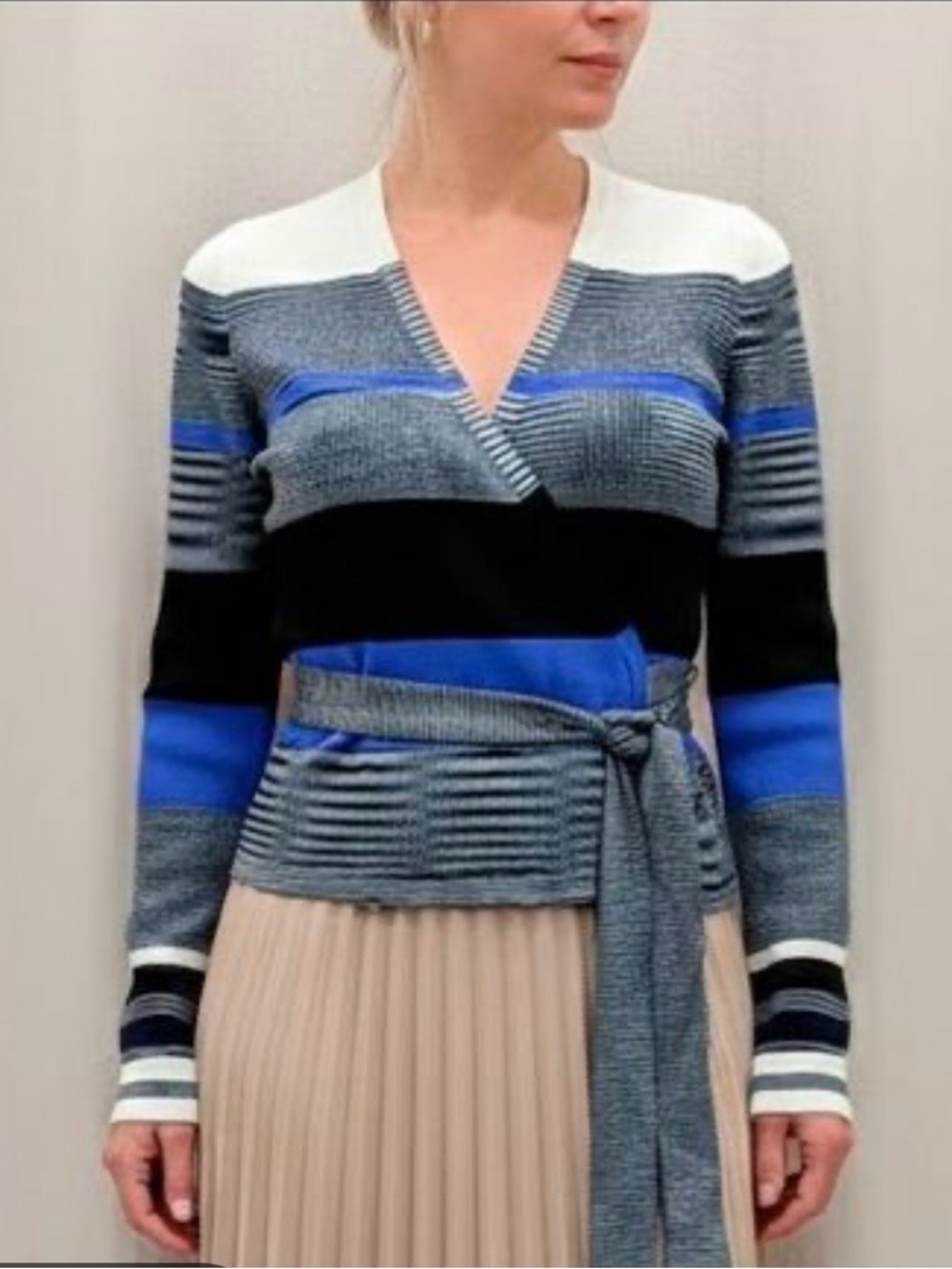 Diane von Furstenberg DVF Sz M Striped Knit Wrap Cardigan Sweater Blue Black
